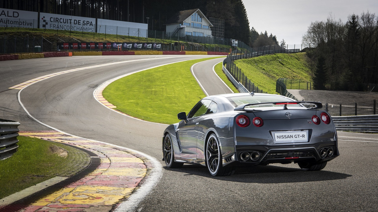 Nissan GT R 2017 Dibandrol Mulai Dari Harga Rp 15 M Nissan GT R 2017 Dibandrol Mulai Dari Harga Rp 15 M