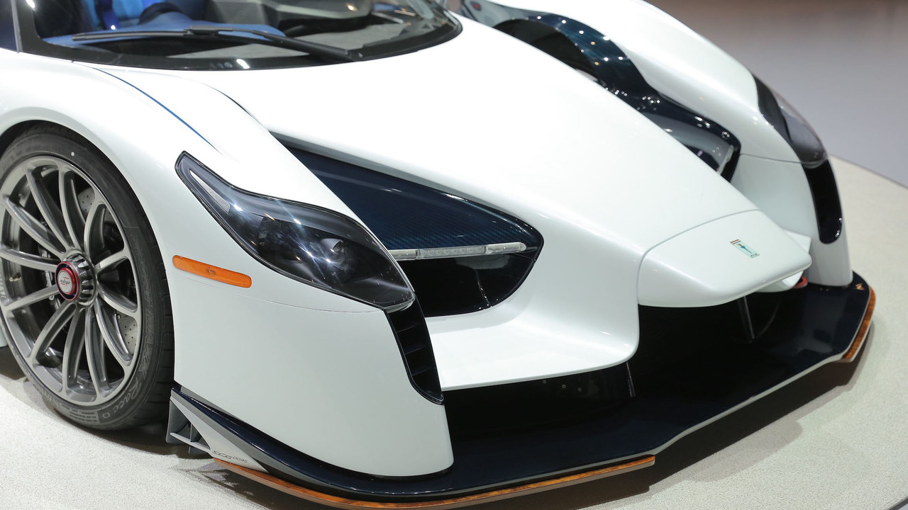 2017 SCG 003S