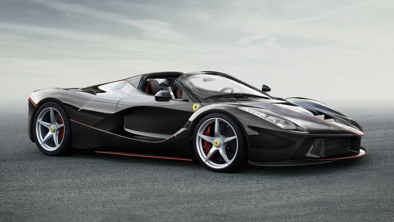 Ferrari LaFerrari Spider first official photos