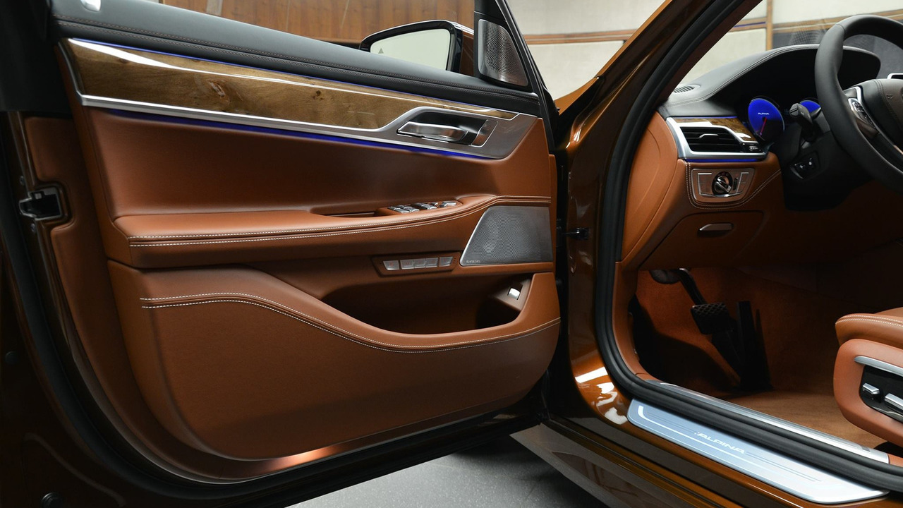 Alpina B7 Bi-Turbo Chestnut Brown
