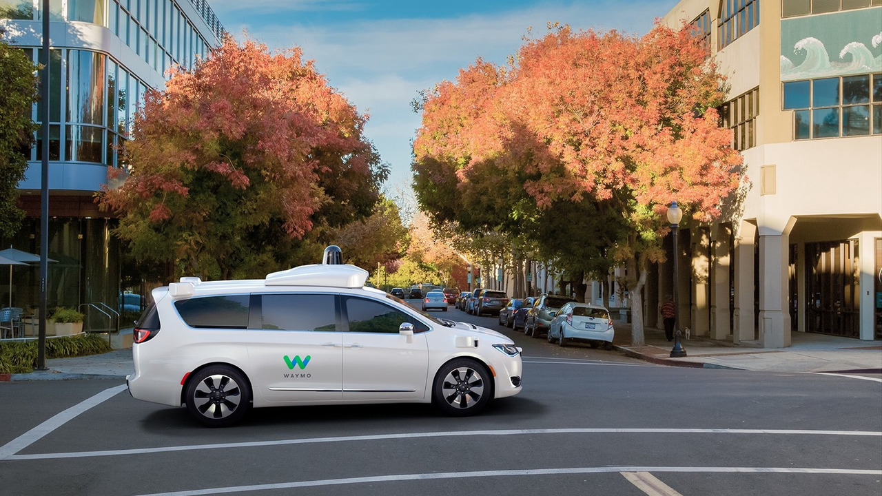 Google's driverless Waymo based on Chrysler Pacifica Hybrid