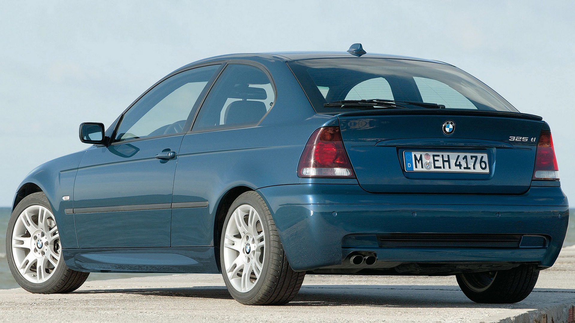 bmw-3-series-hatchback-compact.jpg