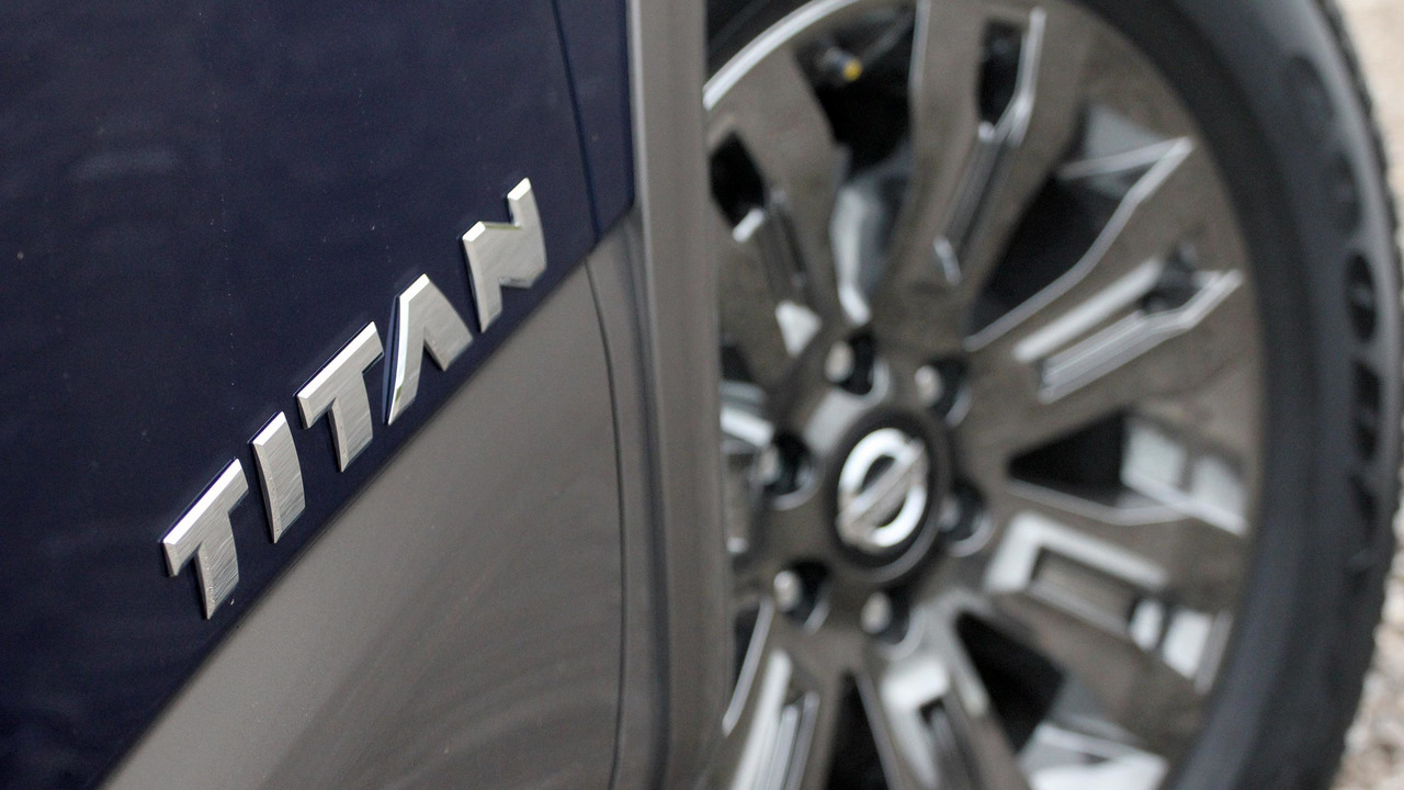2017 Nissan Titan Review